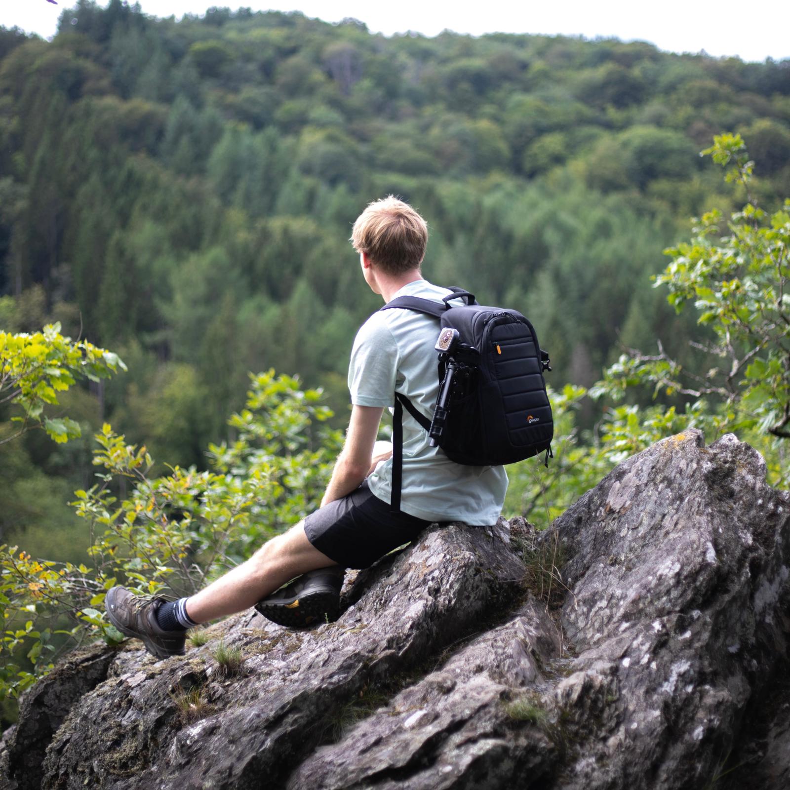 Portrait photo of Abel from Remmelt Studios